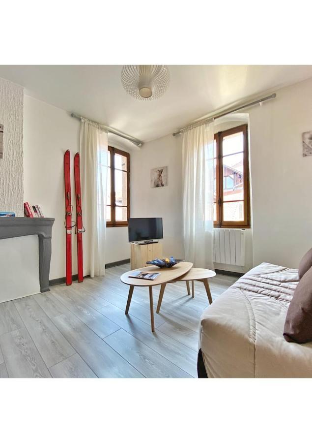 Coup De Coeur Au Pied Du Chateau - Nice Studio Ideally Located Аннесі Екстер'єр фото