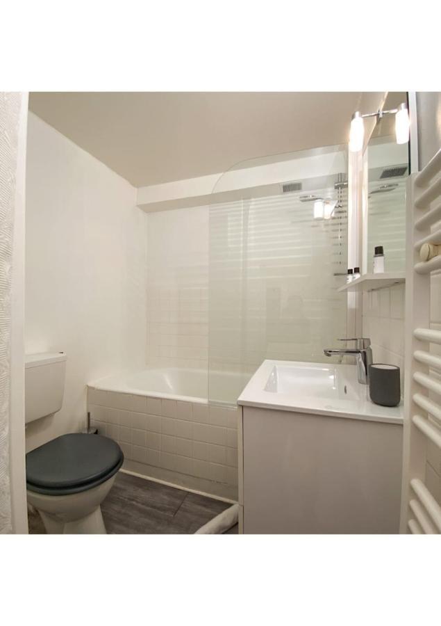 Coup De Coeur Au Pied Du Chateau - Nice Studio Ideally Located Аннесі Екстер'єр фото